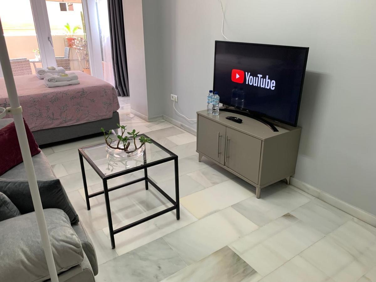 Kentia Rooms Malaga Luaran gambar