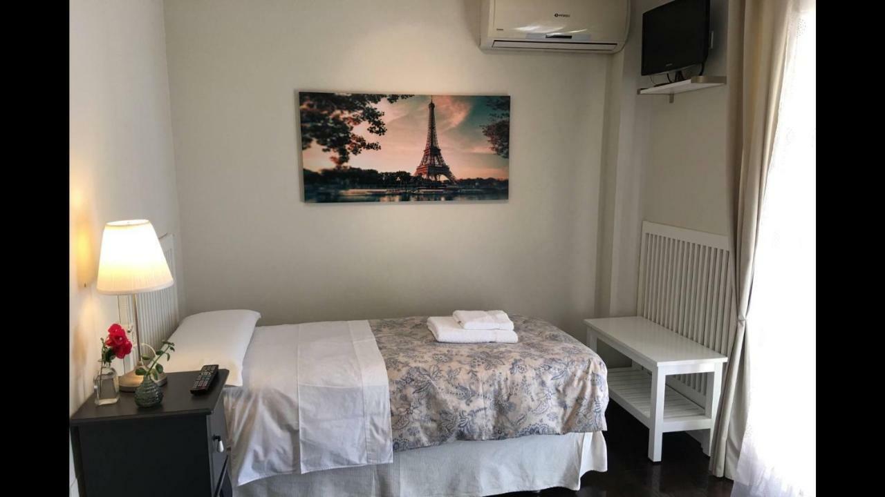 Kentia Rooms Malaga Luaran gambar