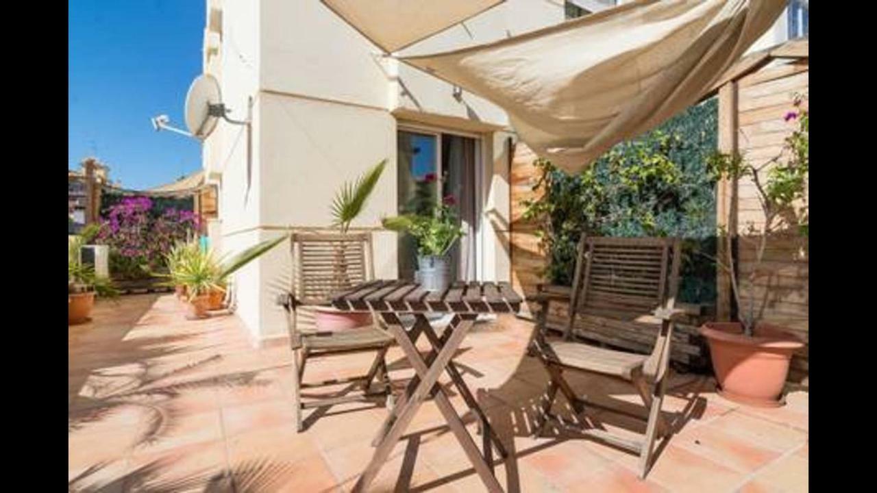 Kentia Rooms Malaga Luaran gambar