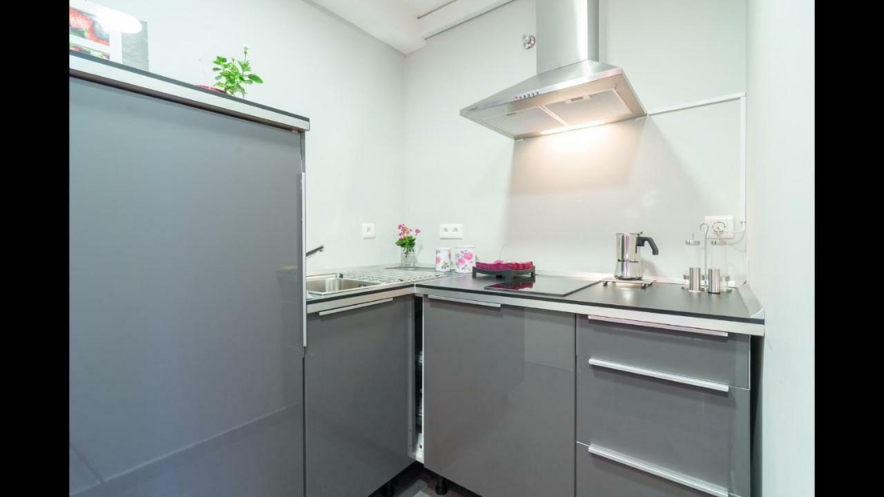 Kentia Rooms Malaga Luaran gambar