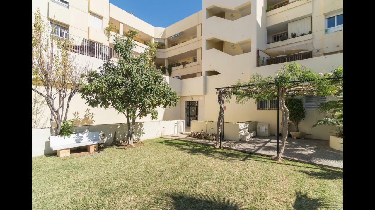 Kentia Rooms Malaga Luaran gambar