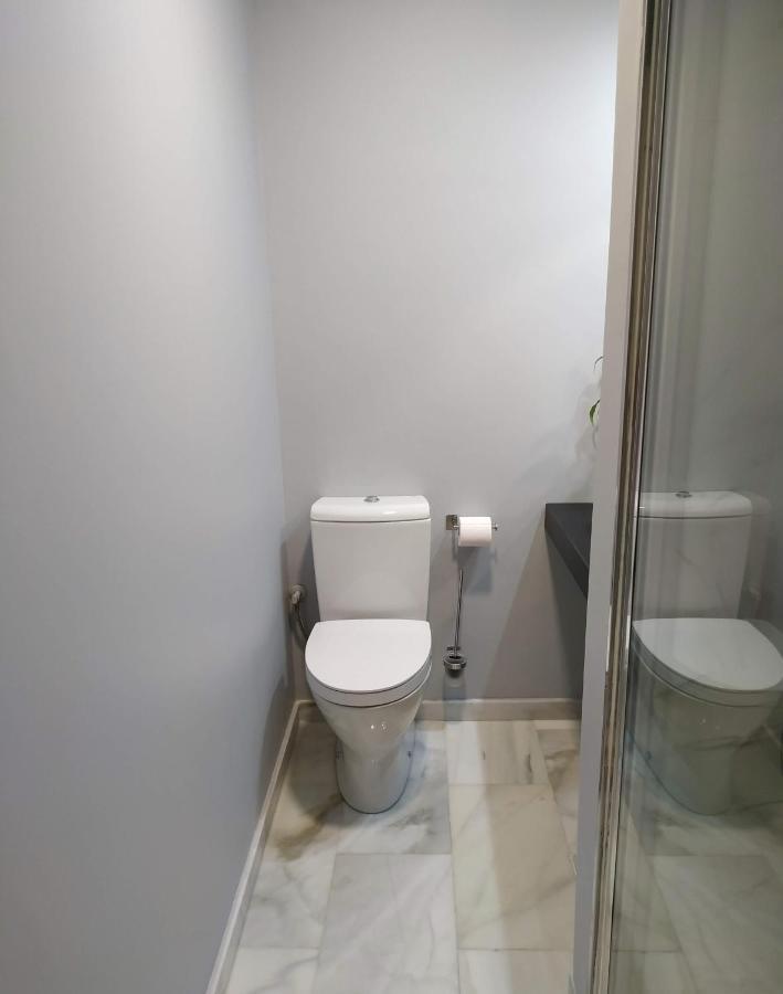 Kentia Rooms Malaga Luaran gambar